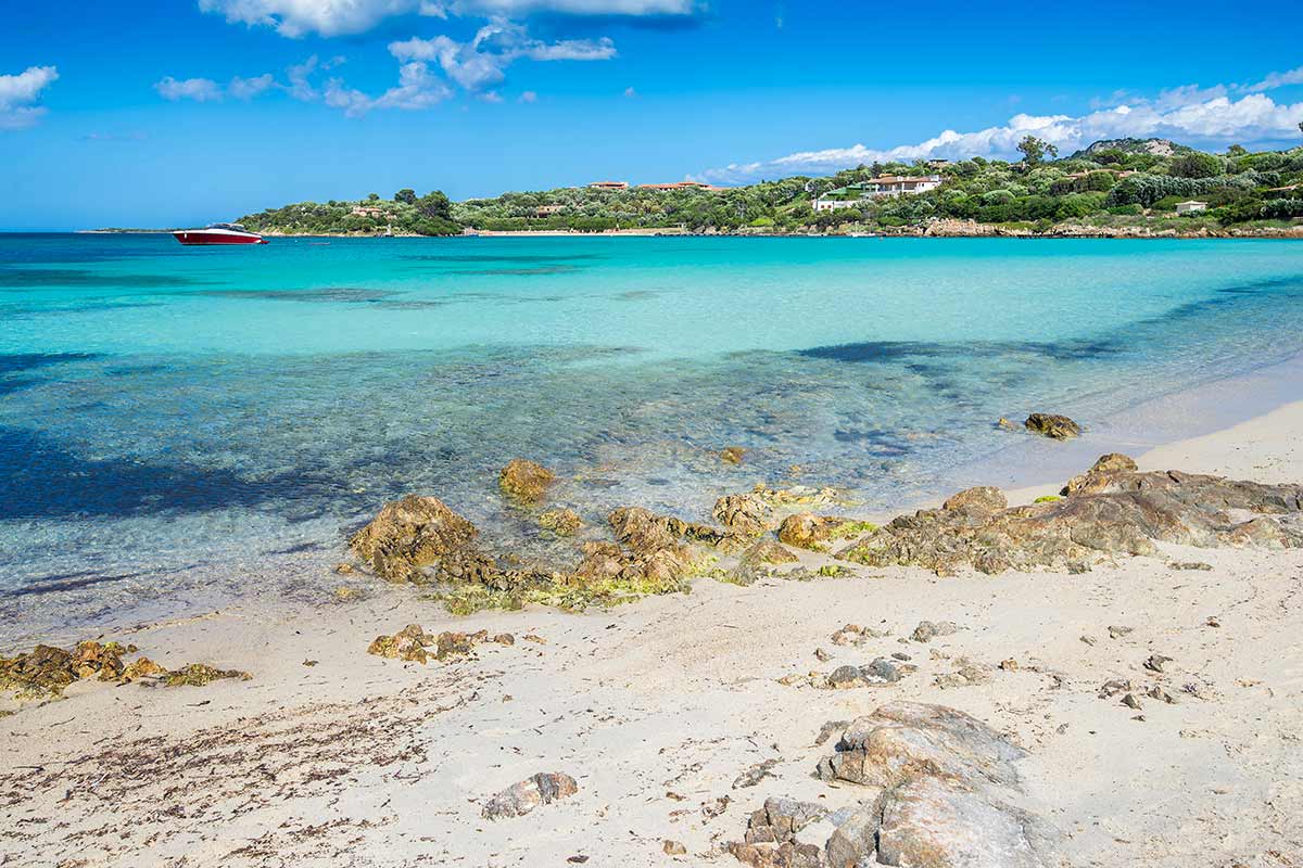 costa di Olbia spiaggia Ira in Sardegna