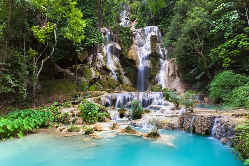 cascate di Kuang Si Laaos