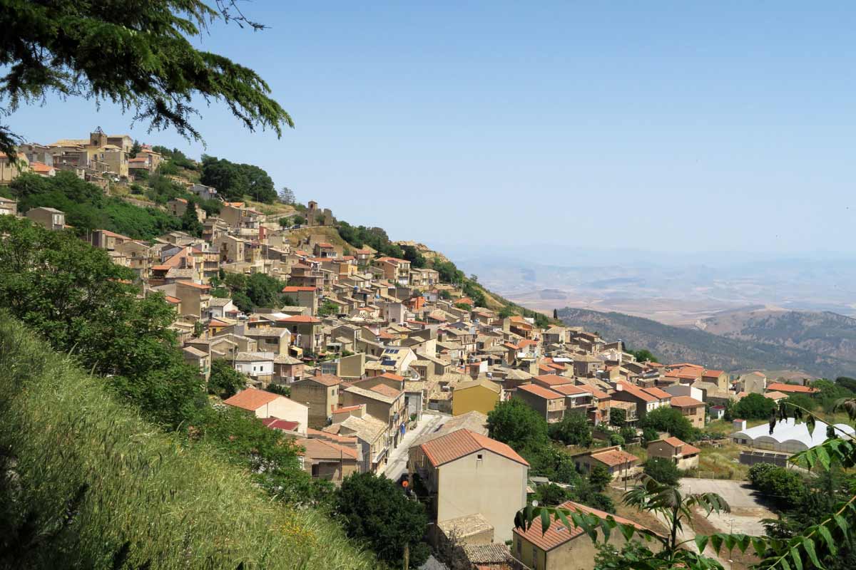 Scopri il fascino di Aidone