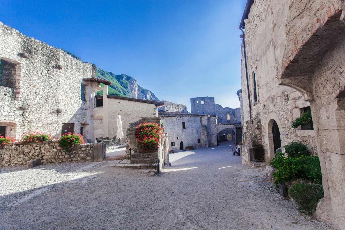 interni castel Beseno in Trentino