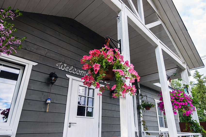 Decorare il portico in stile shabby