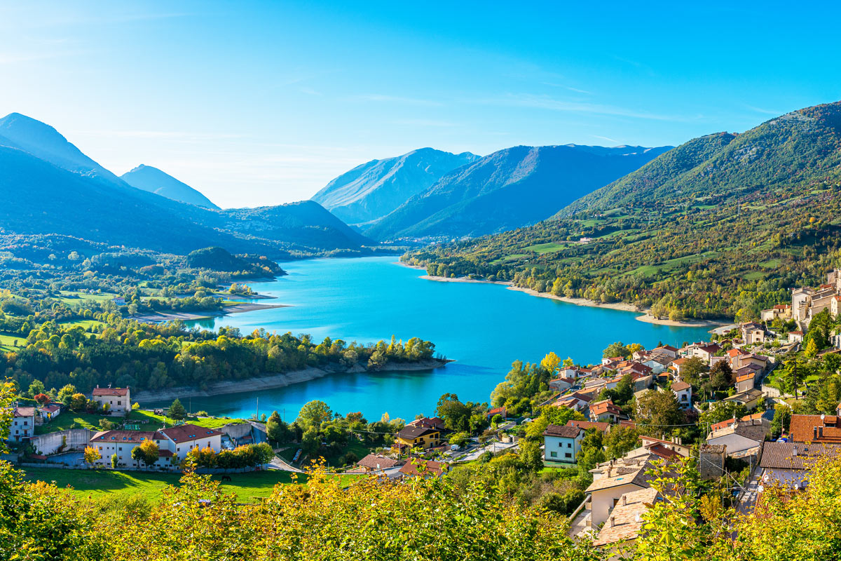 lago di barrea in Abruzzo