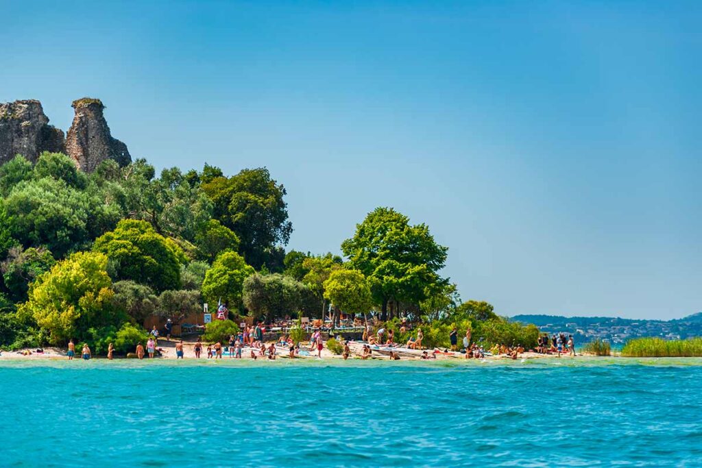 Spiagge di sabbia sul lago di Garda.