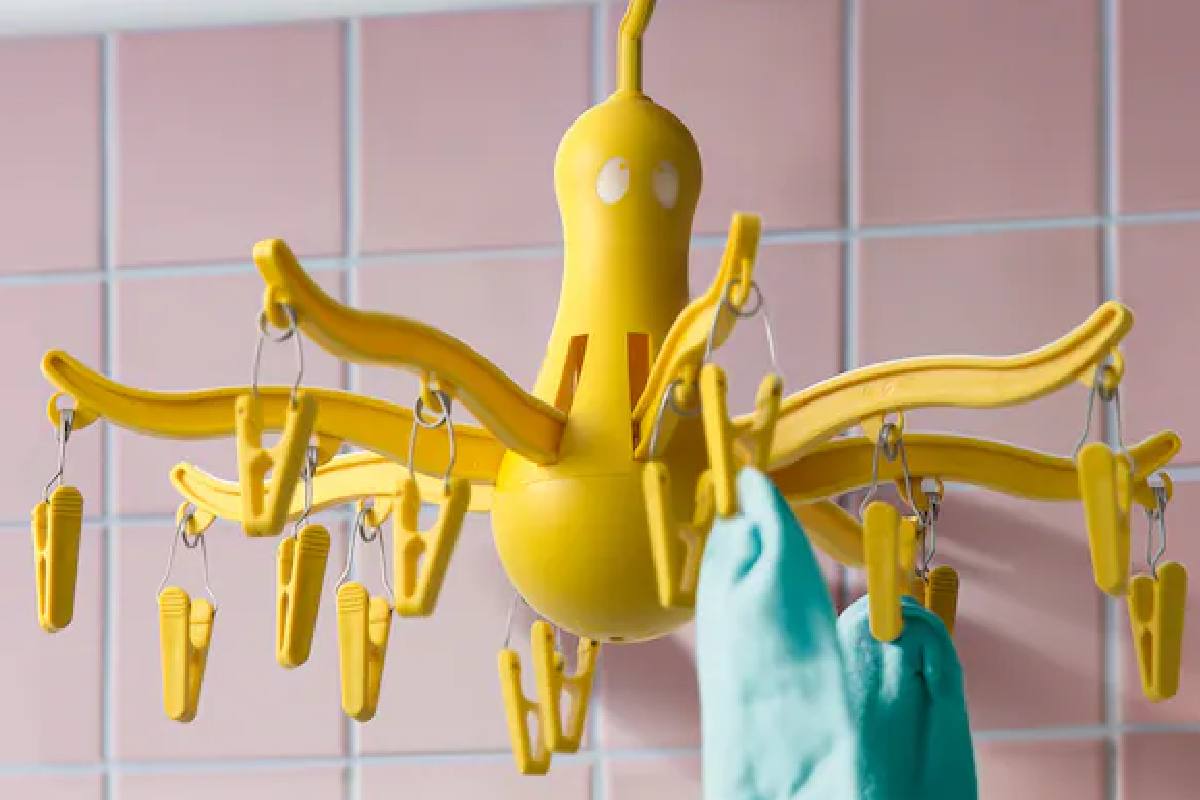 Ikea presenta PRESSA lo stendino per case piccole