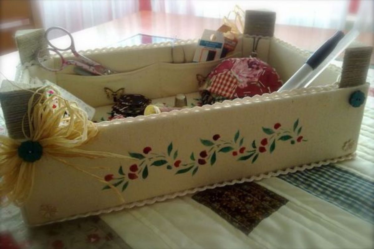 Contenitore con cassette delle fragole
