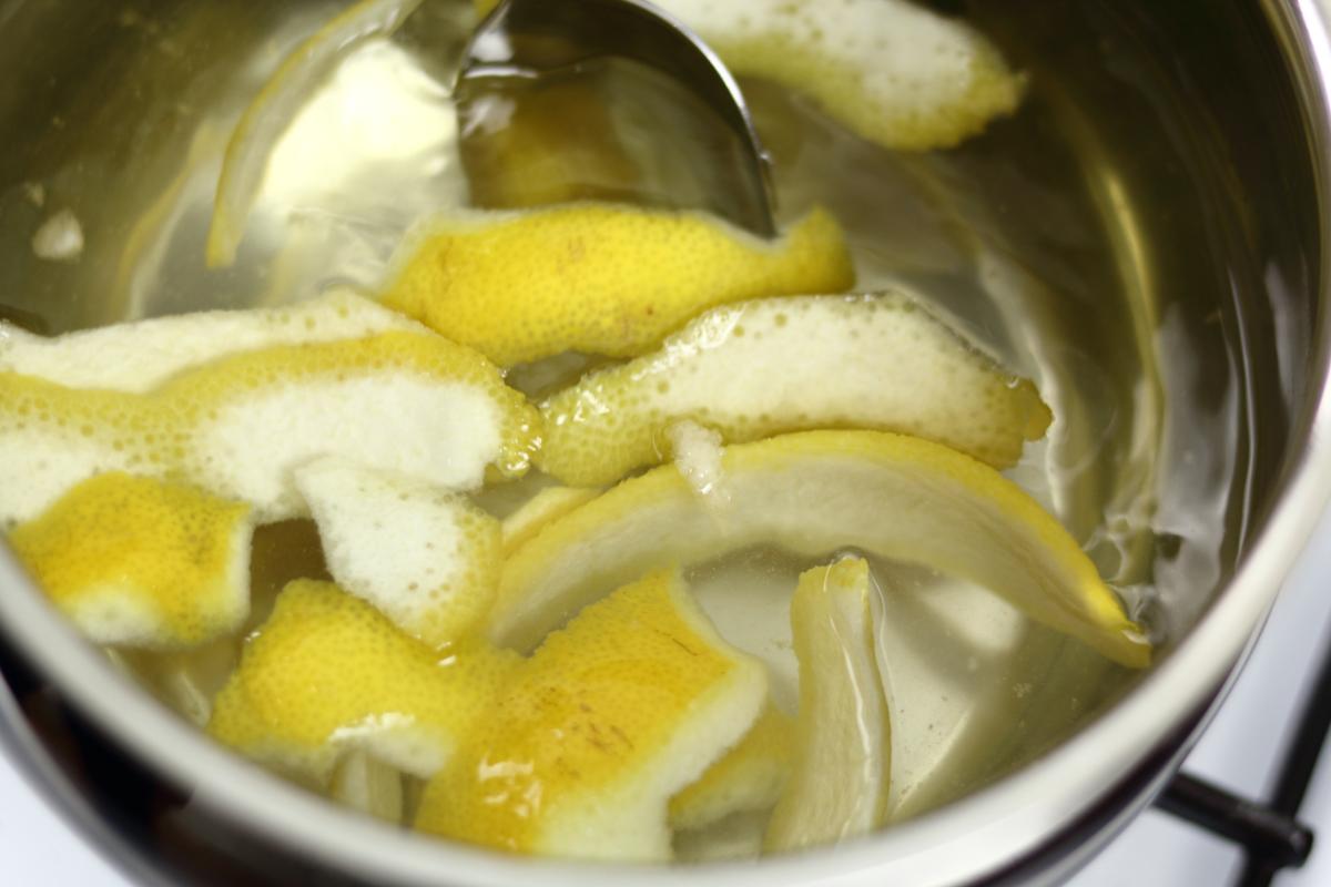 Le bucce di limone profumano la casa