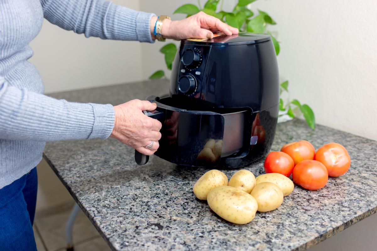 Come risparmiare con la friggitrice: i 3 errori da evitare