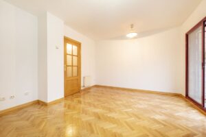 come fare la pulizia quotidiana del parquet