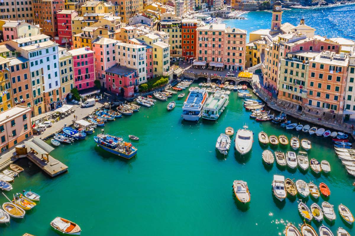 Cittadine colorate italiane che sembrano set fotografici