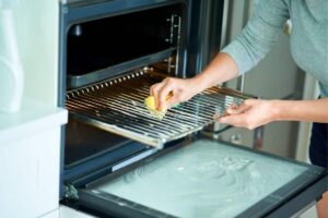 Sgrassatore naturale per il forno