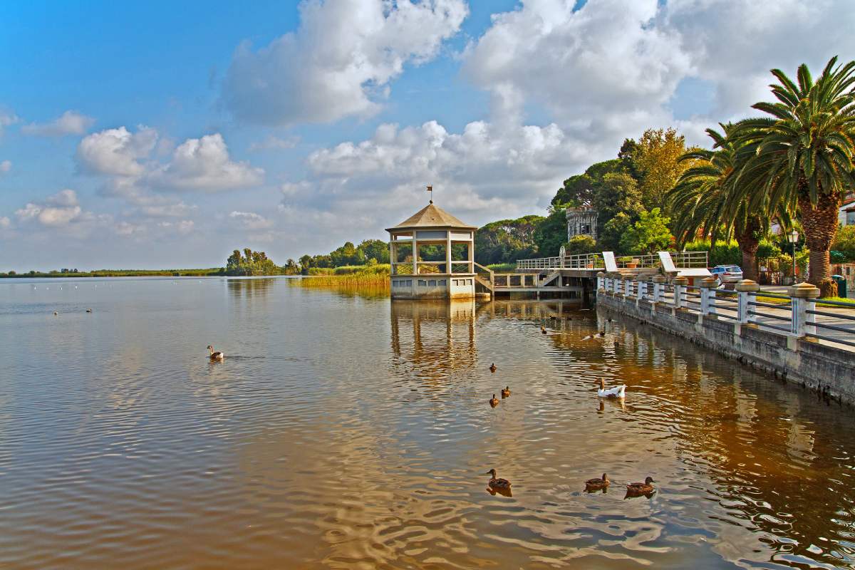 4 laghi toscani per vivere a fine dell'estate