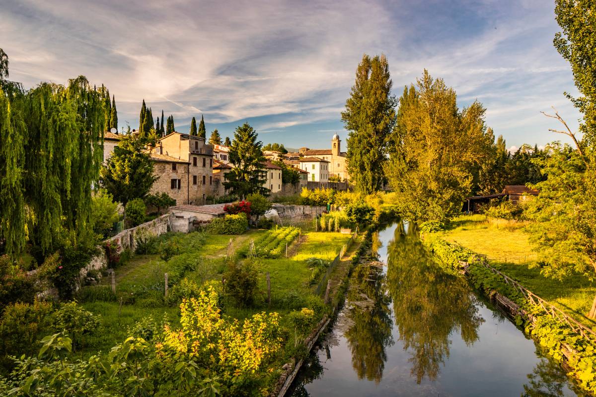 Visitare i borghi umbri quando viene l'autunno