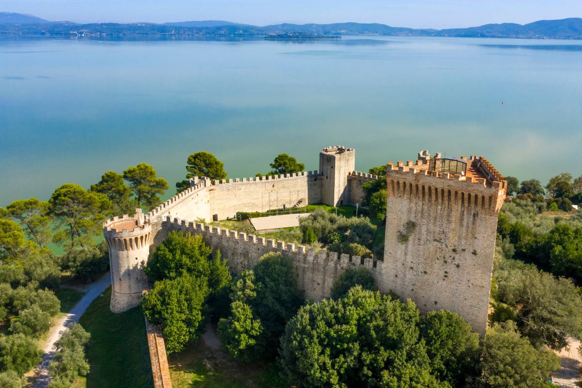 Il Lago Trasimeno tra Umbria e Toscana: da vedere in autunno