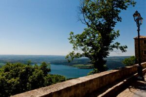 Civitella del Lago il borgo umbro che non si dimentica
