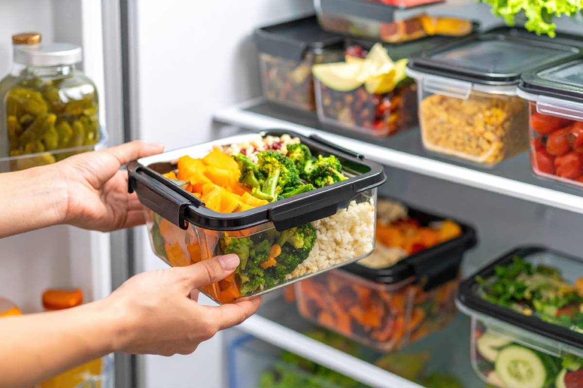 Organizzare il frigo per risparmiare