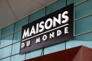 Le sedie Maisons du Monde in offerta a 100 euro