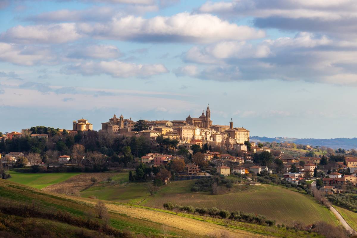 L'autunno colora i borghi marchigiani