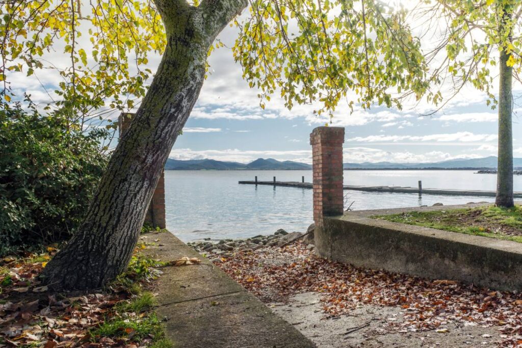 Il Trasimeno in autunno: oasi di pace