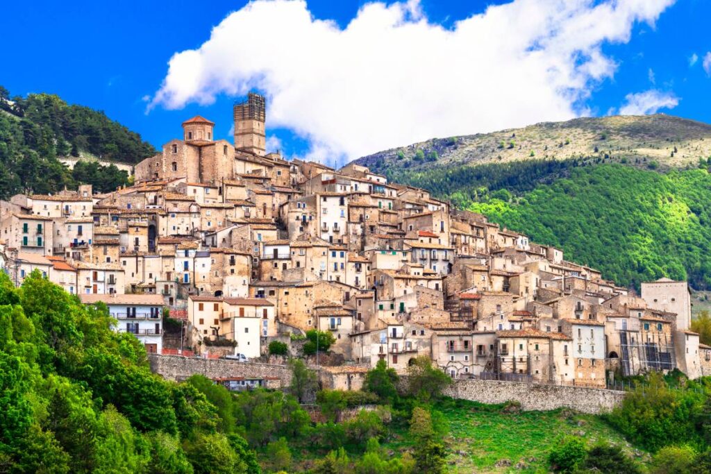 Veduta di Castel Del Monte
