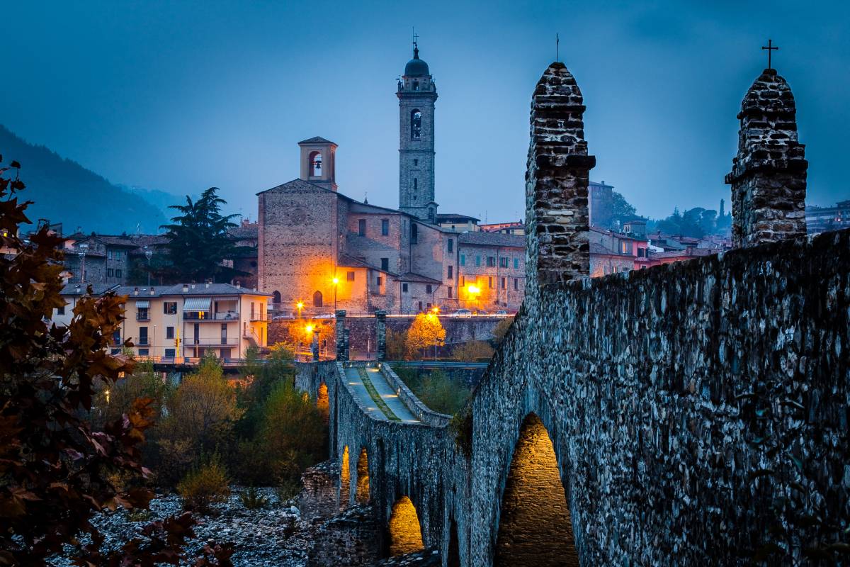 Bobbio di sera