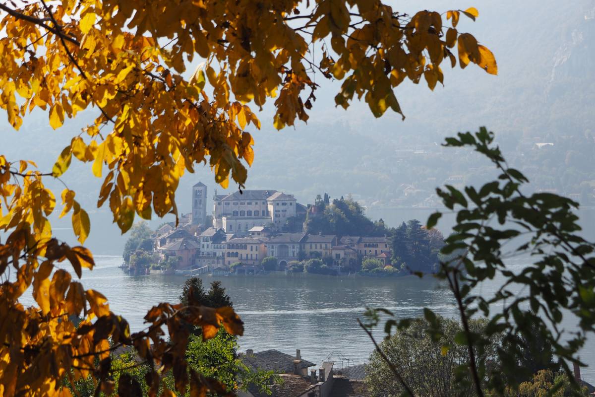 Orta San Giulio, foliage e romanticismo per coppie