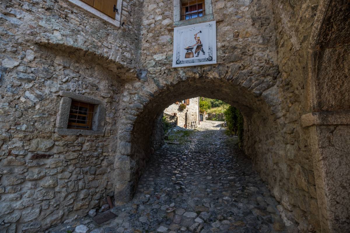 Vicolo di Canale di Tenno