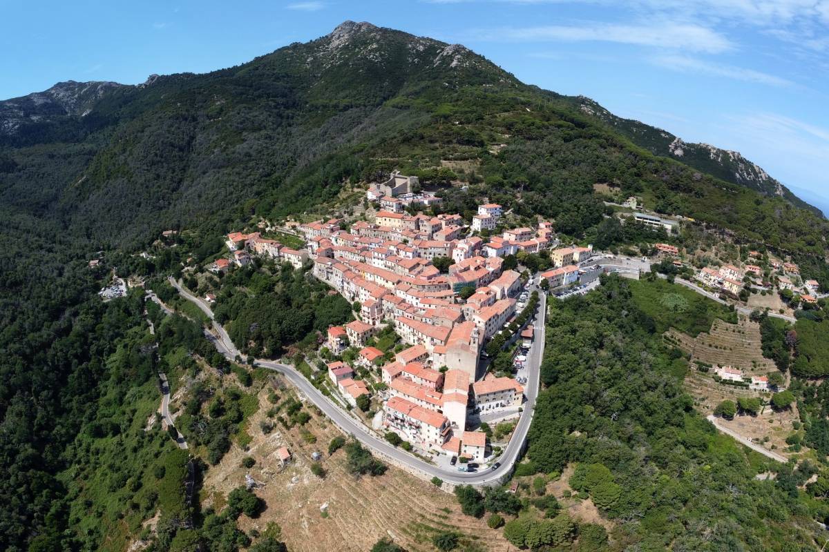 Marciana, borgo dell'Elba da cui arrivare al Monte Capanne