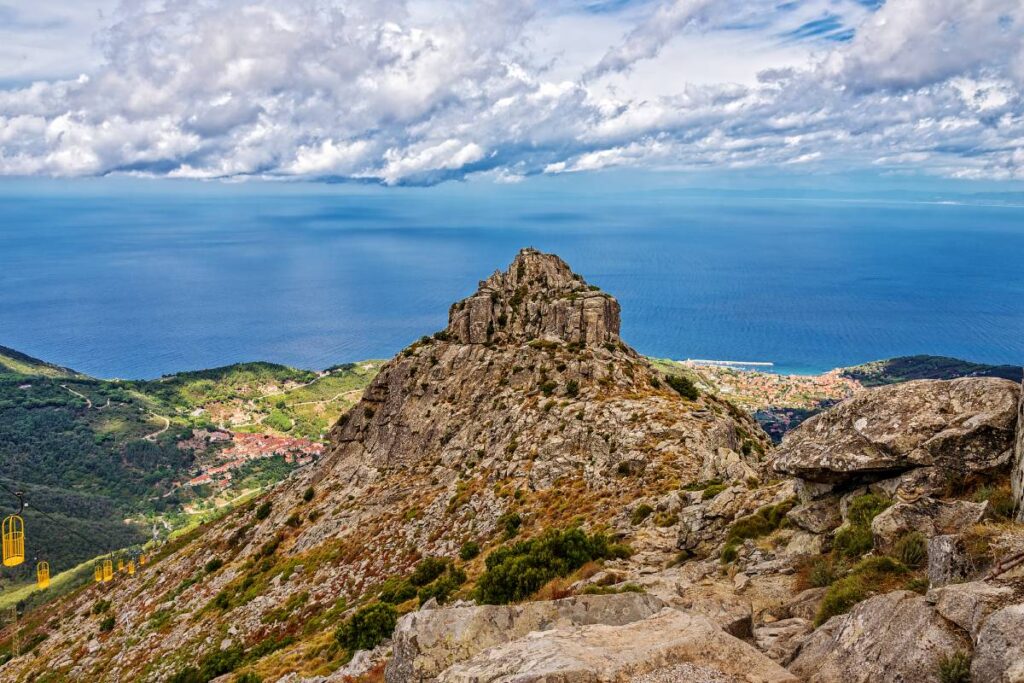 Monte Capanna, panorama all'Isola d'Elba
