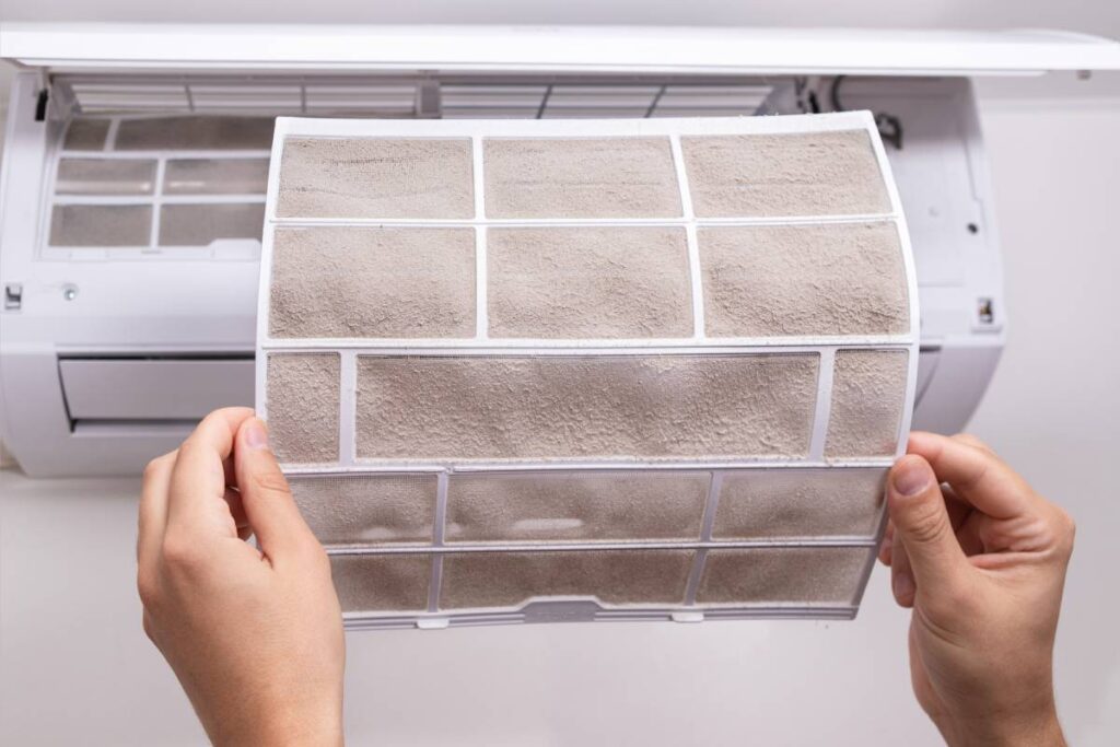 Filtri condizionatore: i segnali che indicano che vanno puliti e come farlo