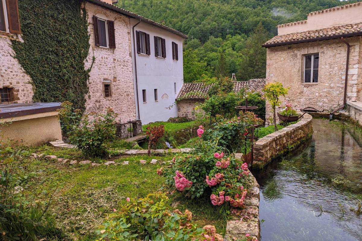 Scorcio di Rasiglia