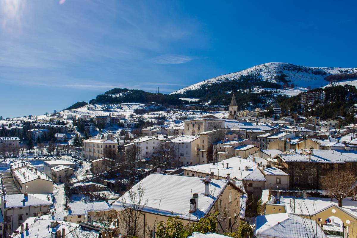 Pescocostanzo, tra i borghi italiani sotto la neve