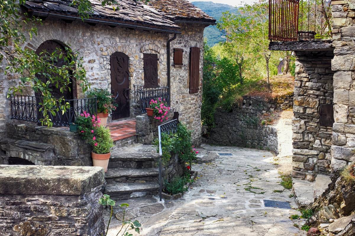 brugnello, borgo della val trebbia