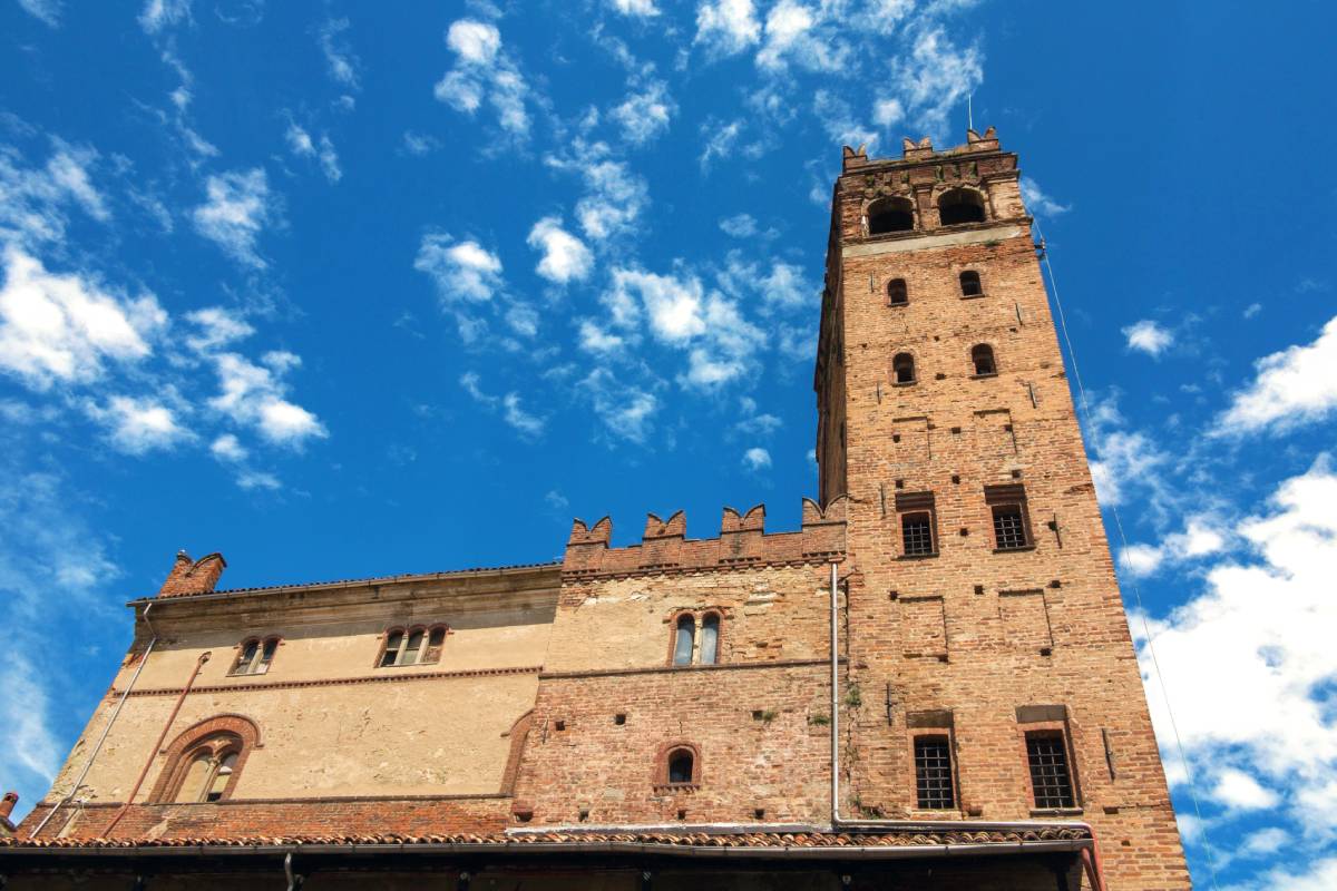 castello di camino nel monferrato in autunno