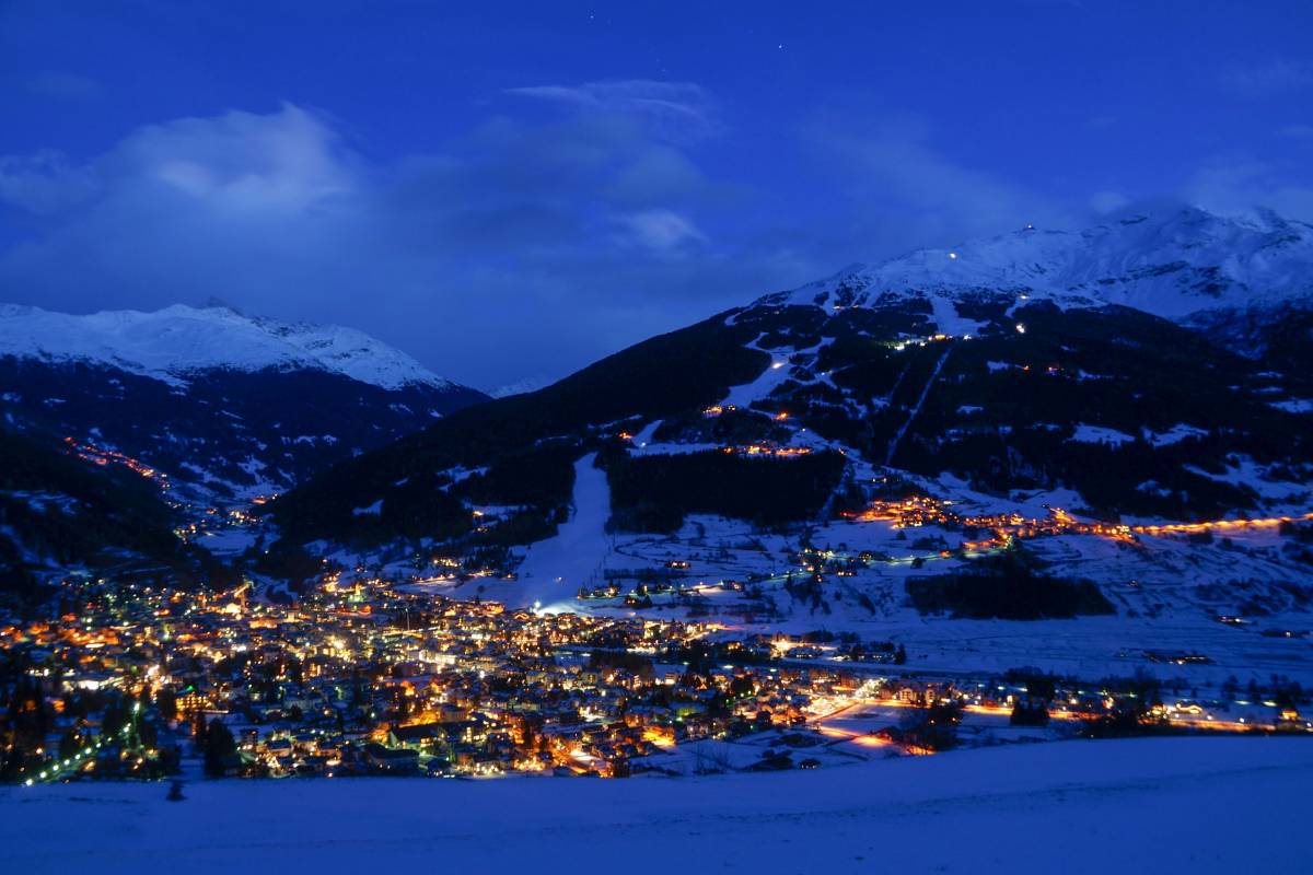 la pisyta illuminata di bormio