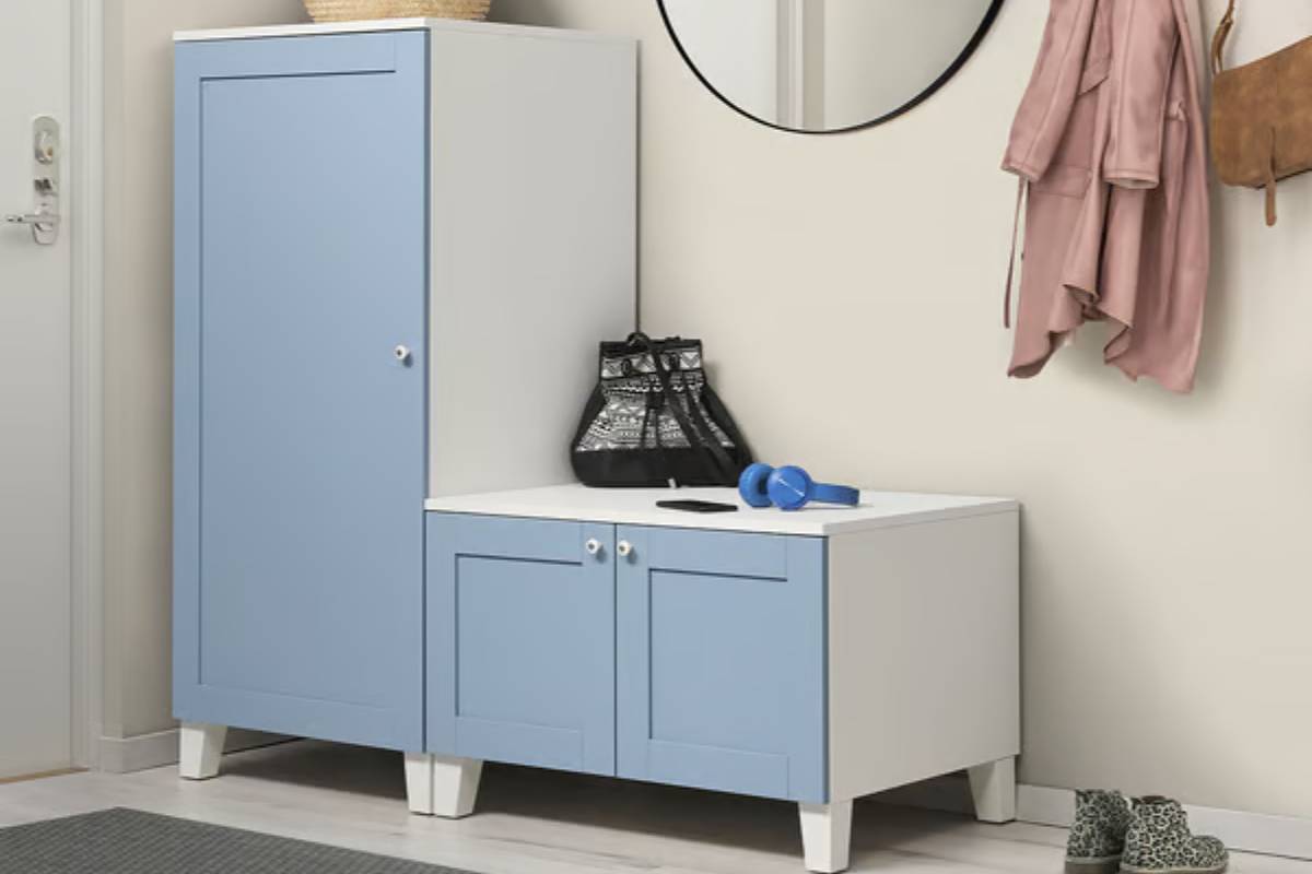 ikea trasforma il sottoscala in un elegante armadio