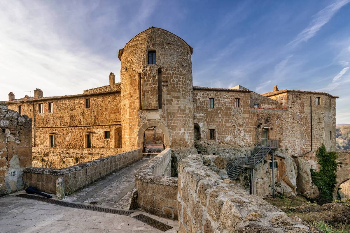 la fortezza orsini di sorano, in toscana